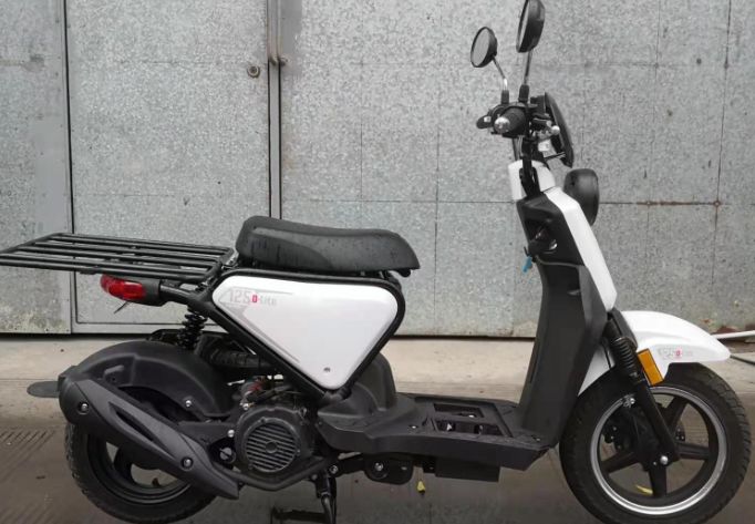 D-LITE 125CC